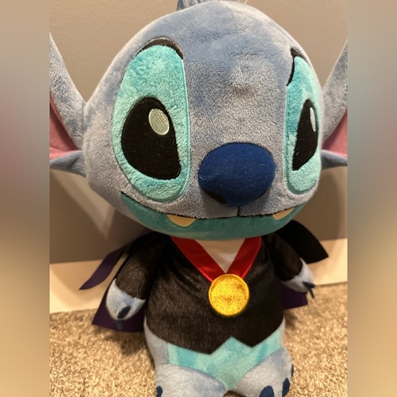 Funko Disney - Stitch Vampire Plush - Picture 3 of 8
